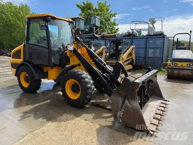 JCB 406 轮式装载机