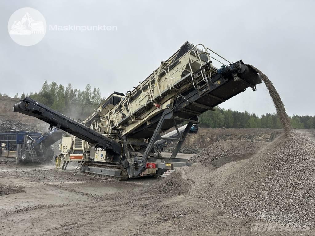 Metso LT 330 D 移动式破碎机
