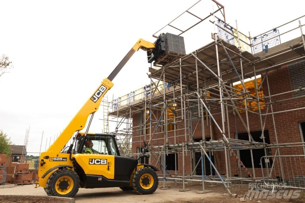 JCB 525-60 伸缩臂叉装车|叉装车