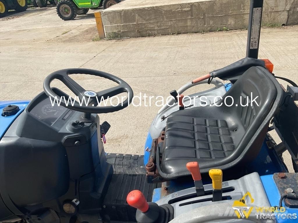 New Holland TC12 D 拖拉机/农用车