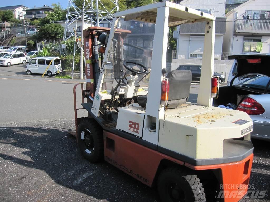 Nissan PH02A20 其他叉车