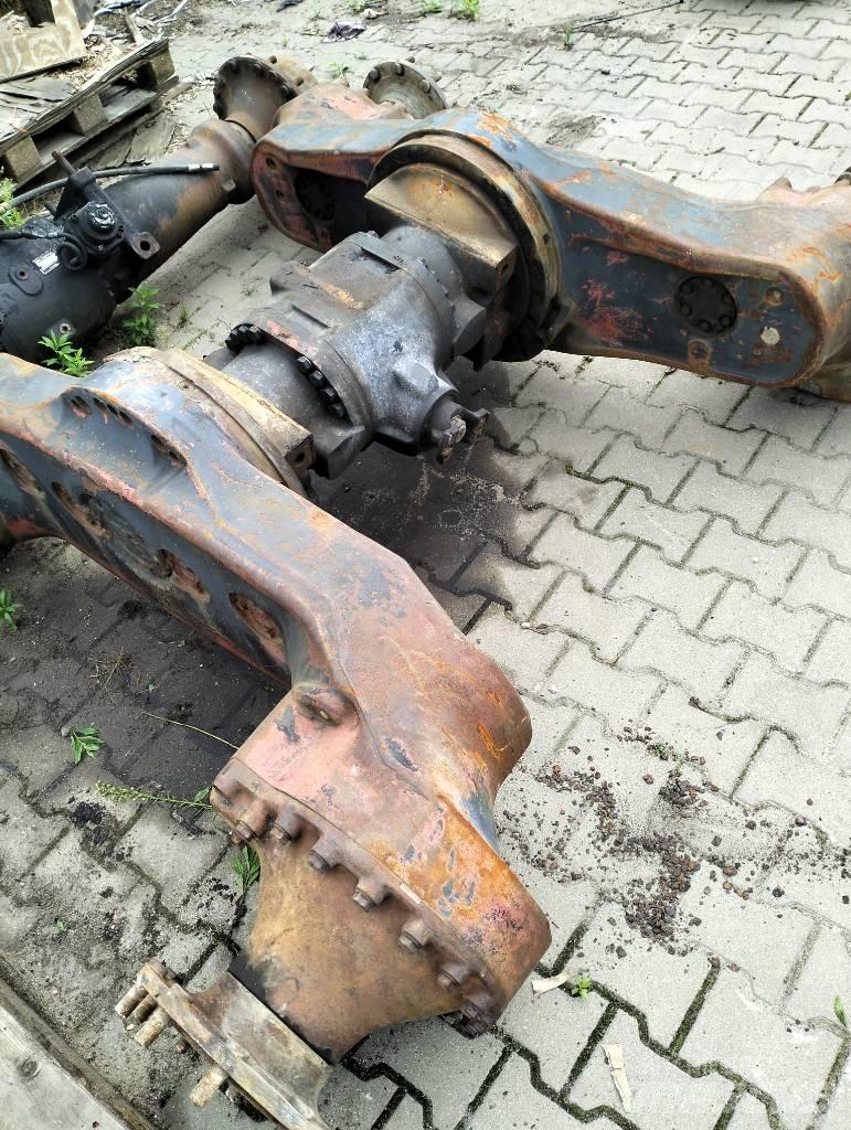 John Deere 1270B 履带、链条和底盘