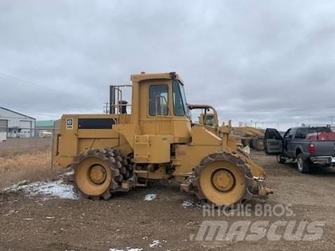 CAT 815 B 土壤压实机