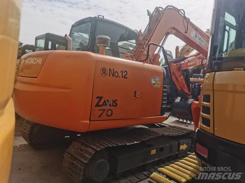 Hitachi ZX 70 小型挖掘机