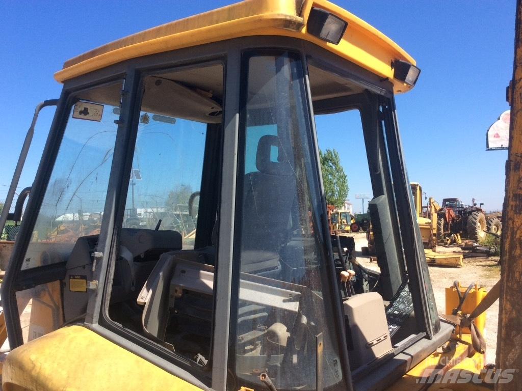 JCB 3 CX 驾驶室与内部