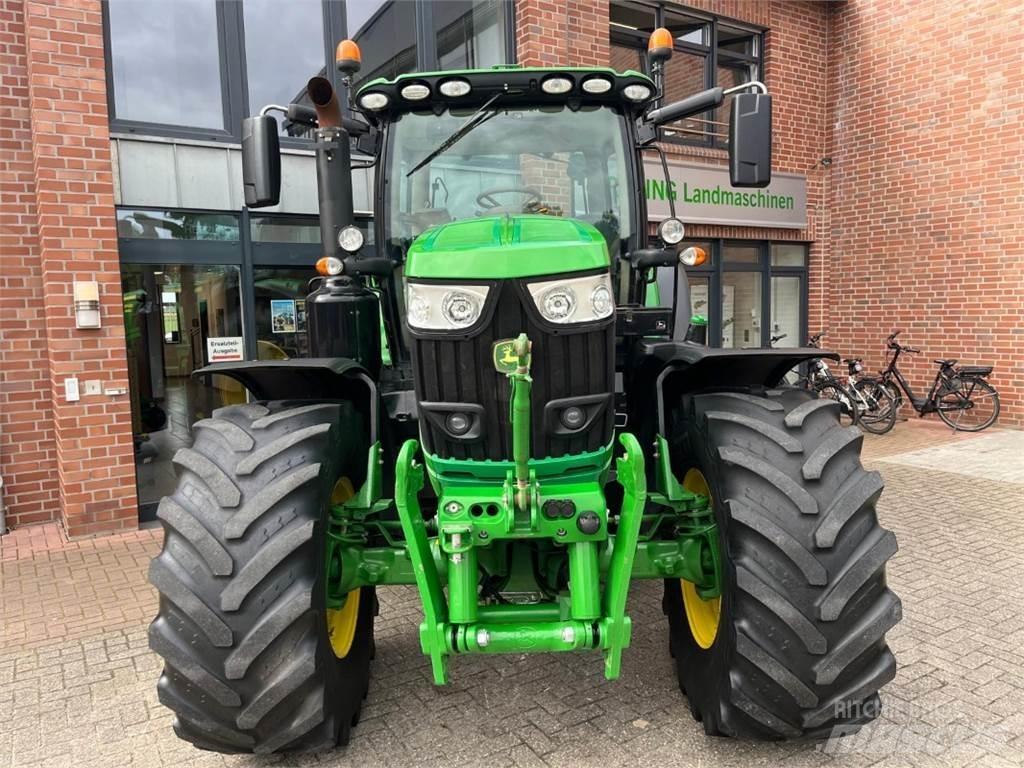 John Deere 6215R 拖拉机/农用车