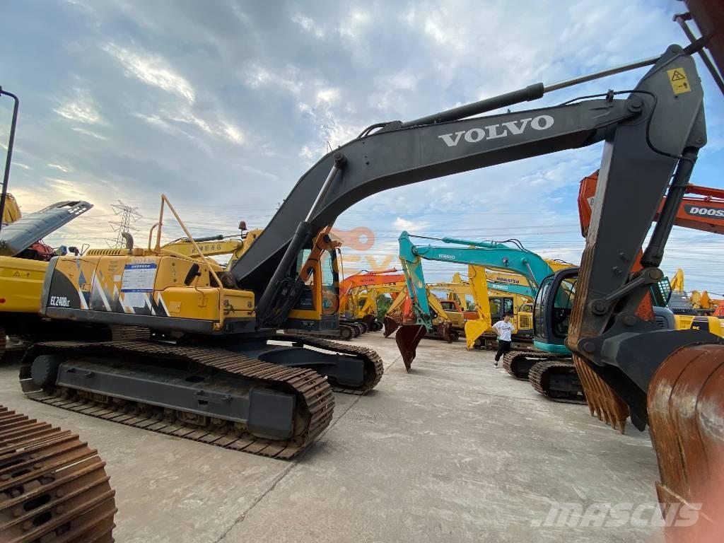 Volvo EC 240 B LC 履带挖掘机