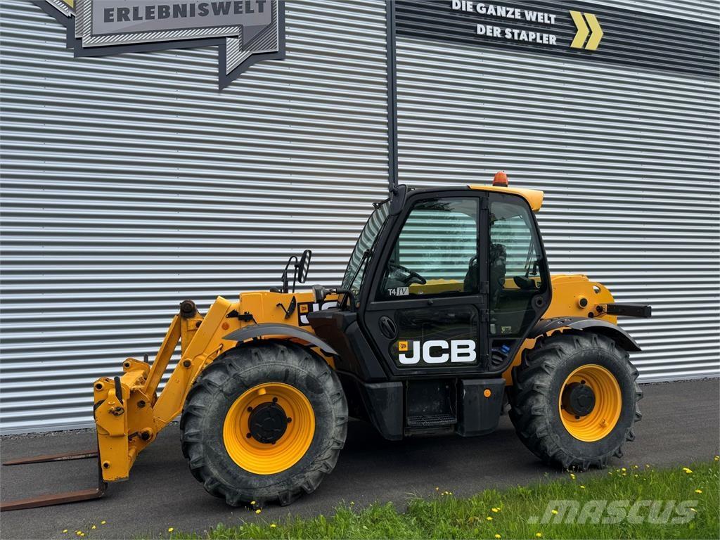 JCB 541-70 伸缩臂叉装车|叉装车