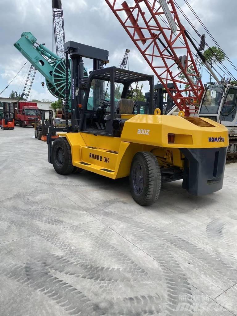Komatsu FD 160 柴油叉车