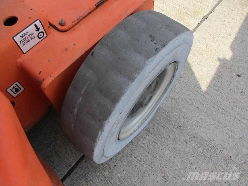 JLG E 400 AJPN (745) 自走式伸缩臂升降机