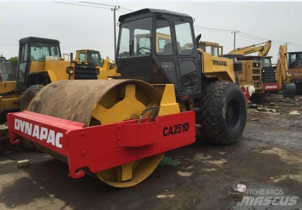 Dynapac CA 25 D 单轮压路机
