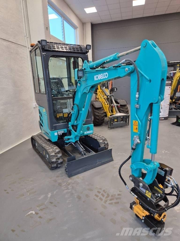 Kobelco SK 17 SR-3E 小型挖掘机
