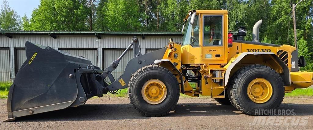 Volvo L110 E-4X4 轮式装载机