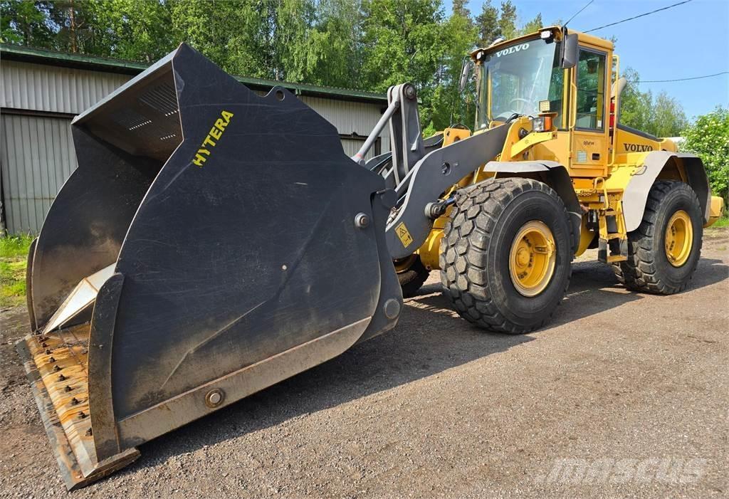 Volvo L110 E-4X4 轮式装载机