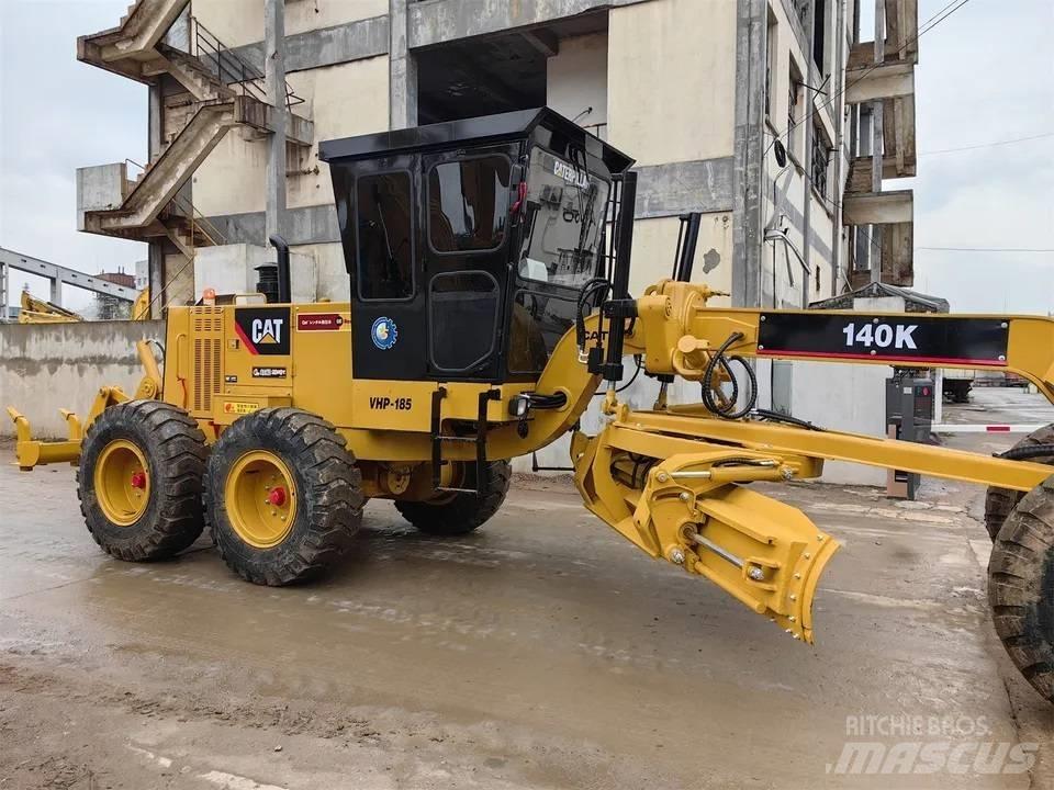 CAT 140K 平地机/推土机
