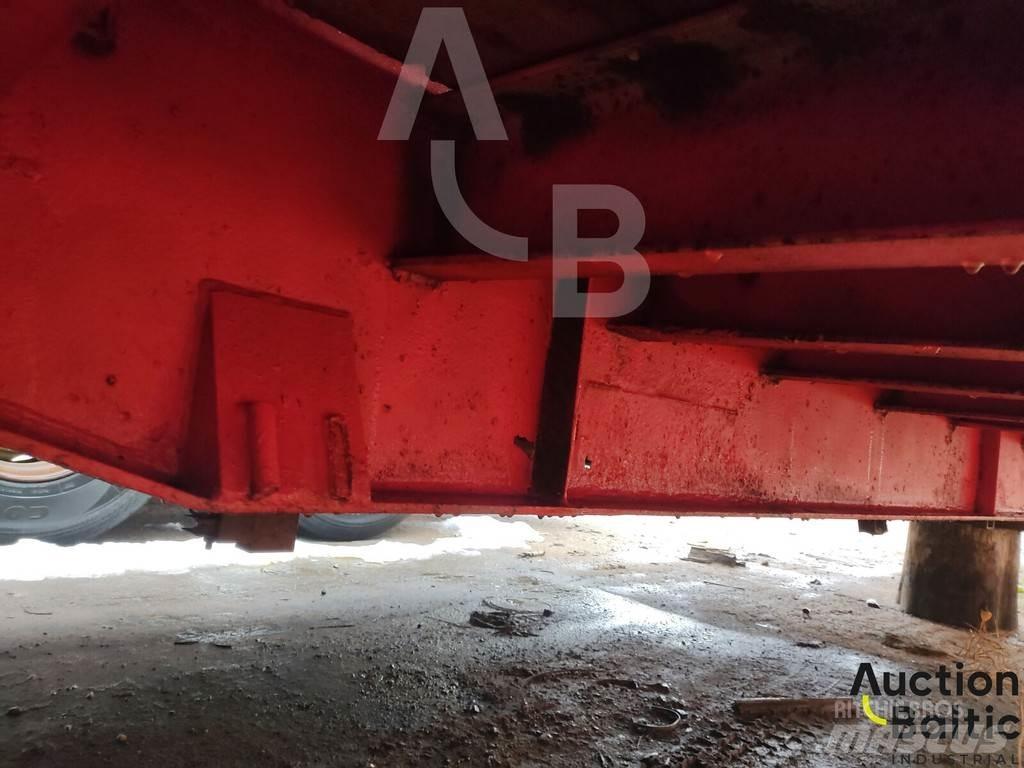 Overlander TRI36 侧帘半挂车