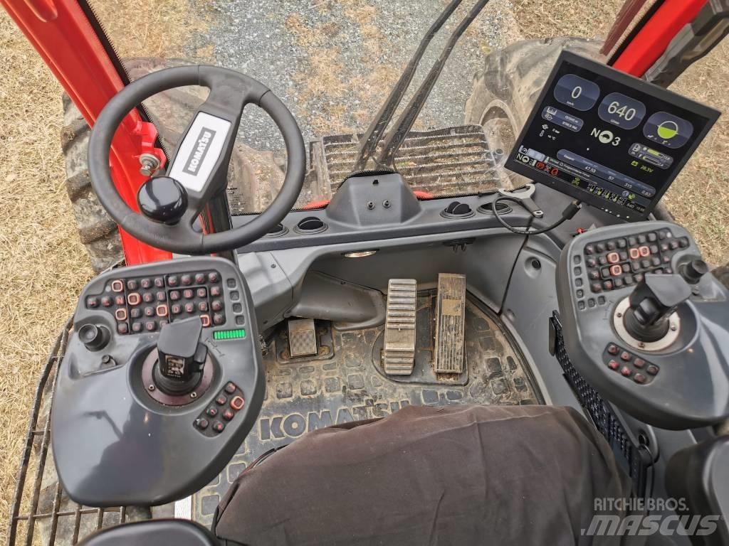 Komatsu 931 XC 收割机
