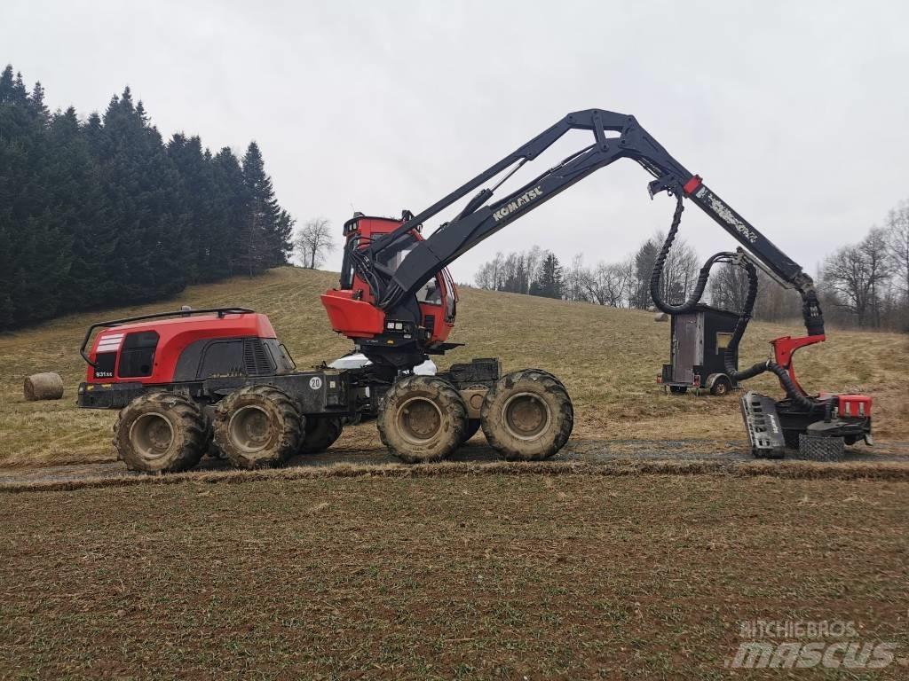 Komatsu 931 XC 收割机