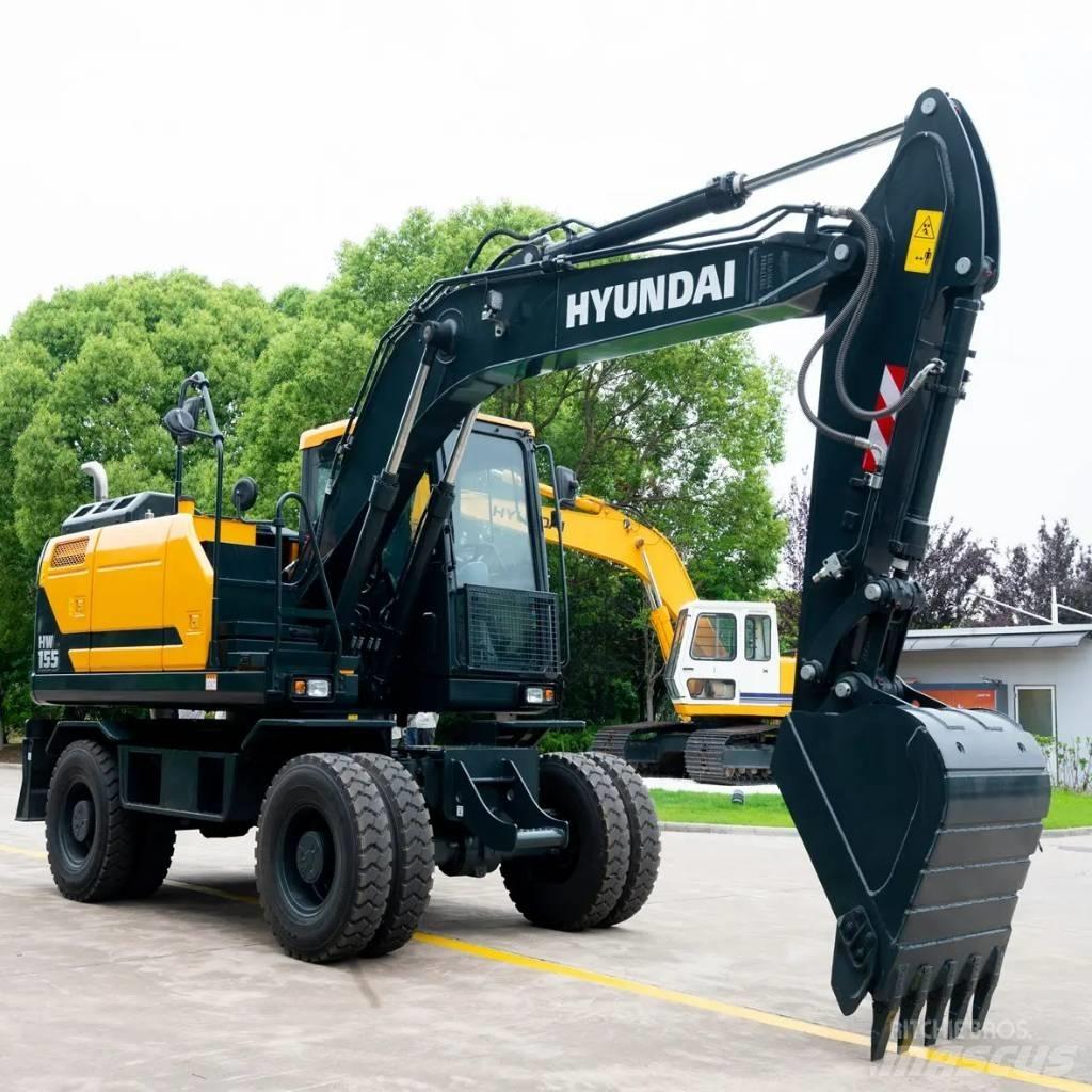 Hyundai HW155 轮式挖掘机