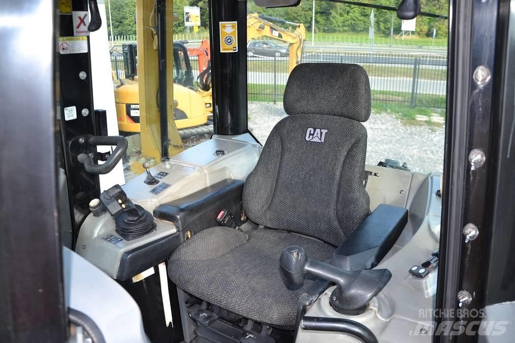 CAT D 6 N LGP 履带式推土机