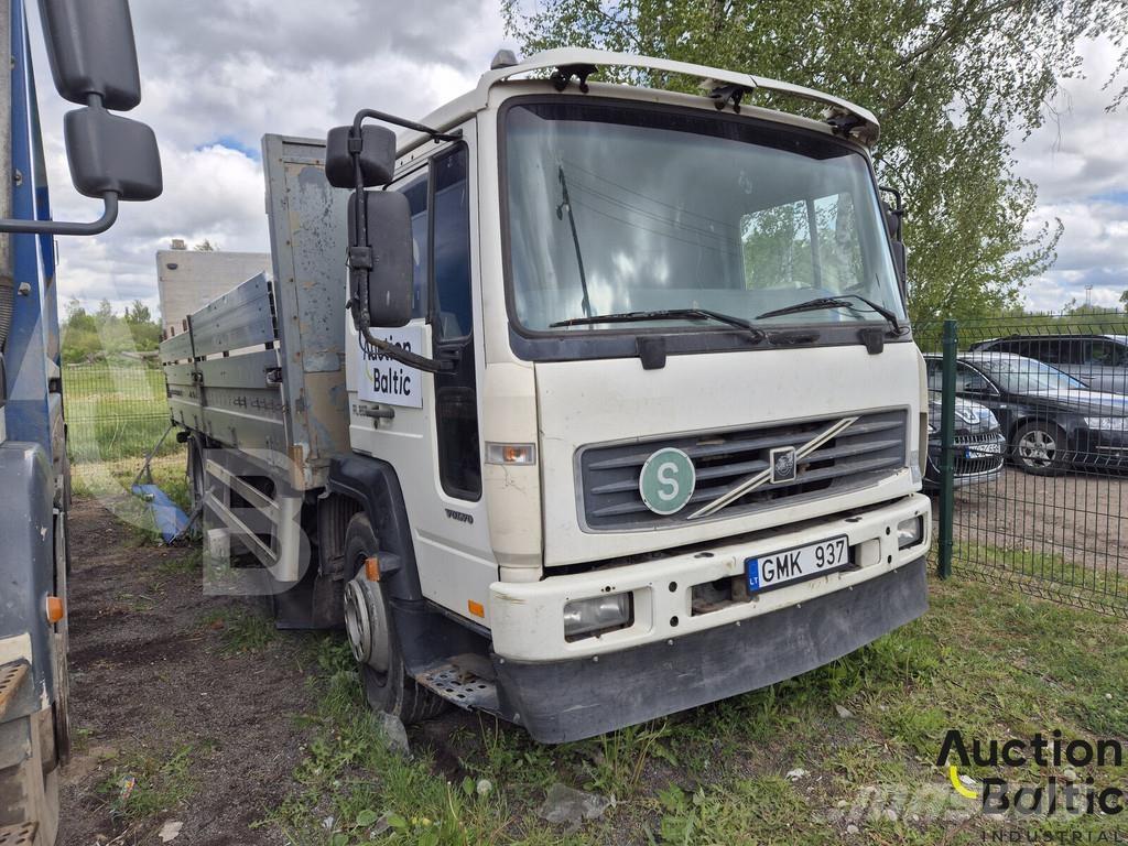 Volvo FL6 平板栏板货车