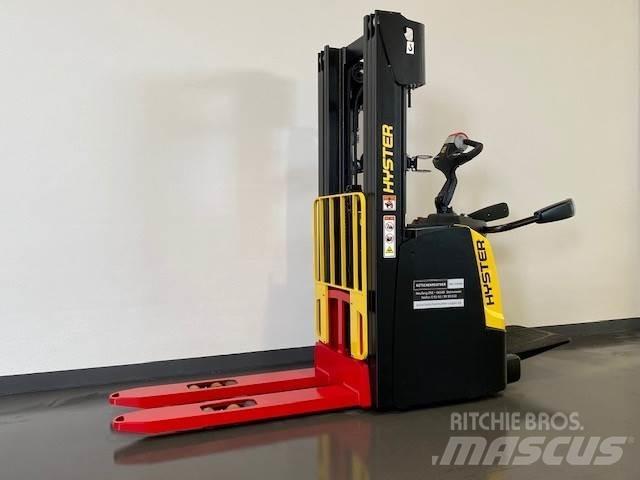 Hyster S1.6S IL 手推堆垛车