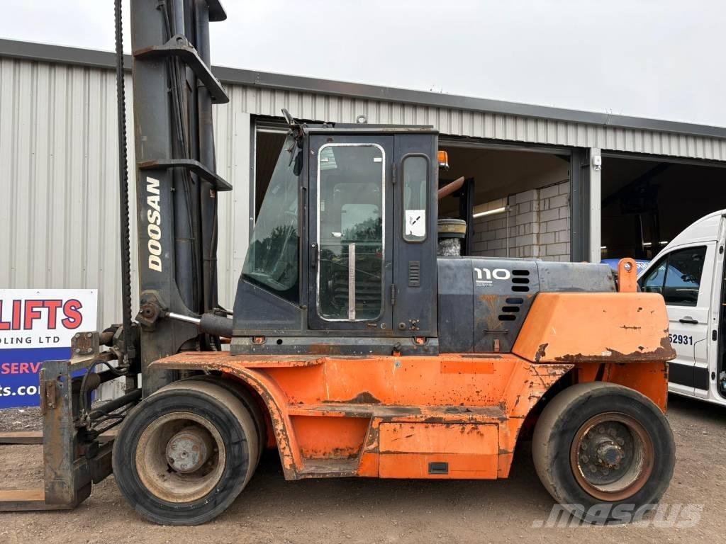 Doosan D 110 S-5 柴油叉车