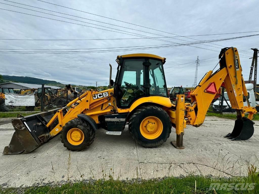 JCB 3CX 反铲装载机