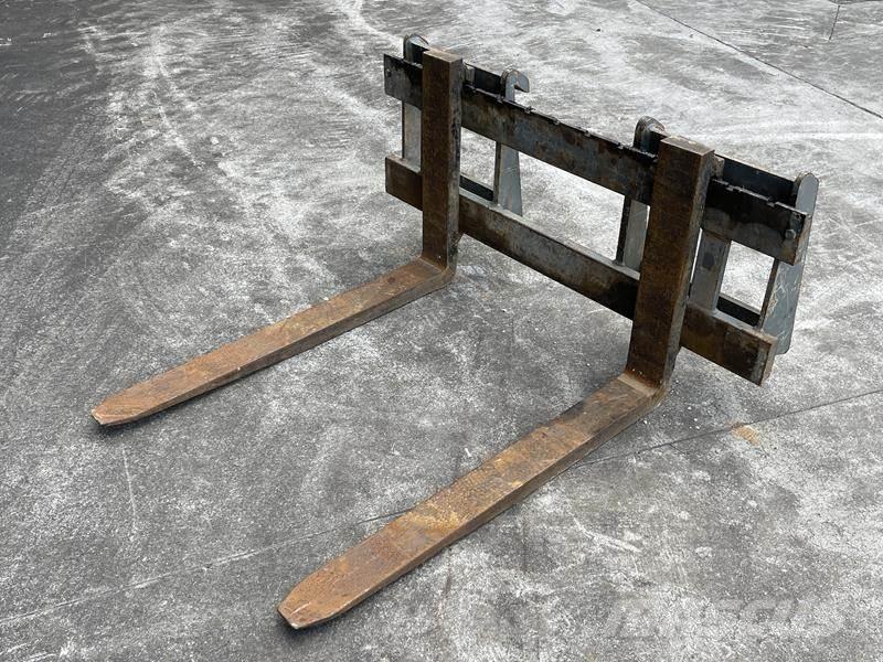 Bobcat S 450 轮式装载机