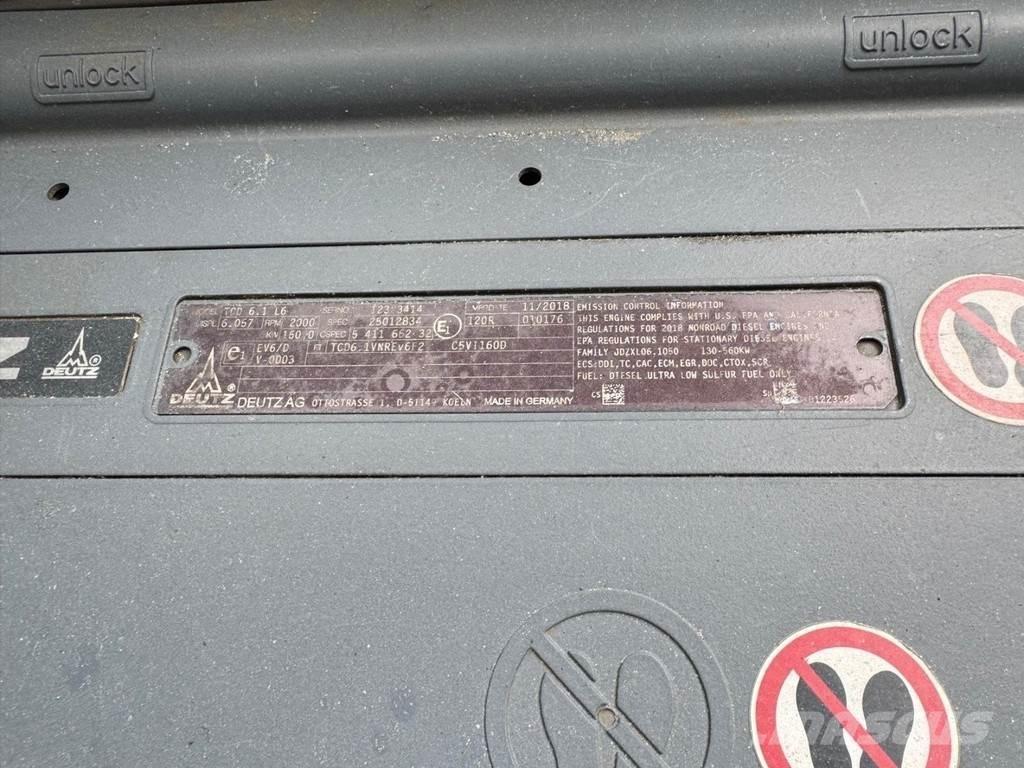 Fuchs MHL 350 S5 工业挖掘机