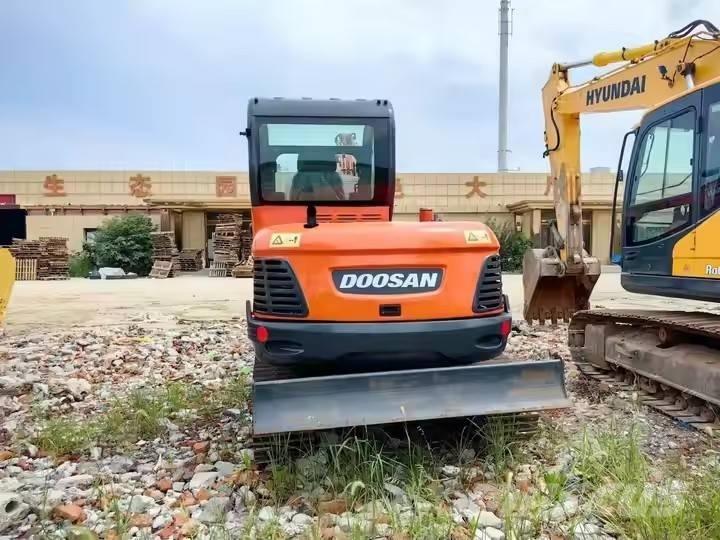 Doosan DX 60 履带挖掘机