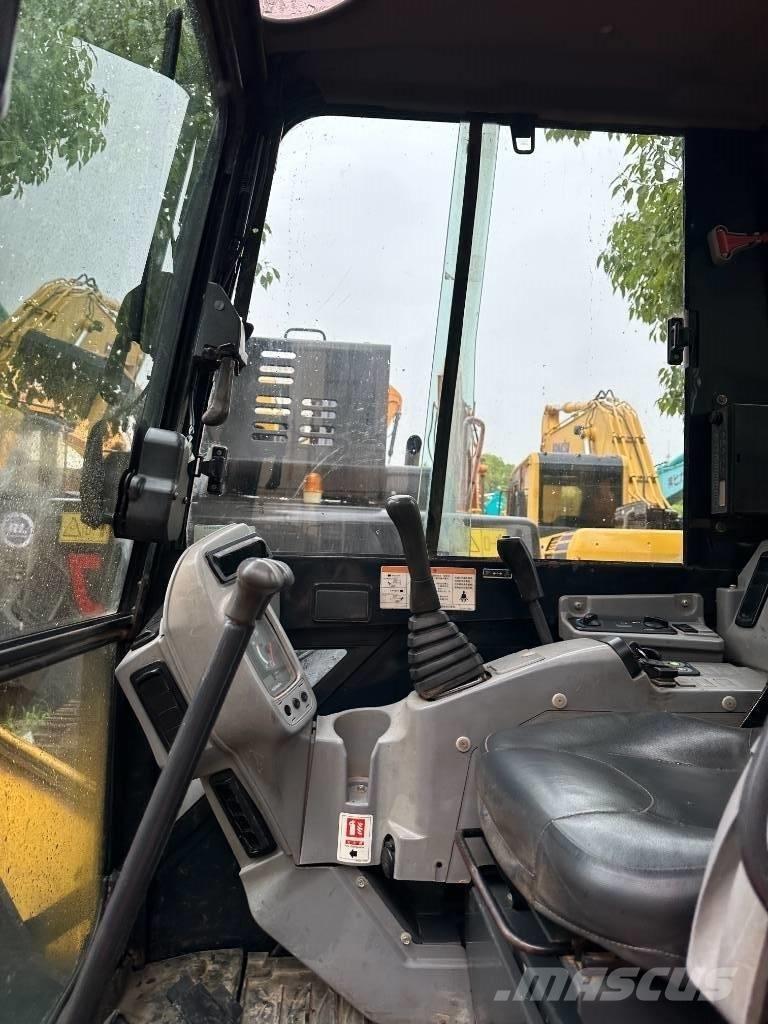 Kubota KX 155 履带挖掘机