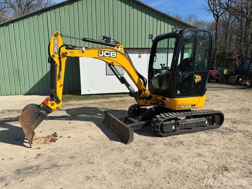 JCB 8025 ZTSL 小型挖掘机