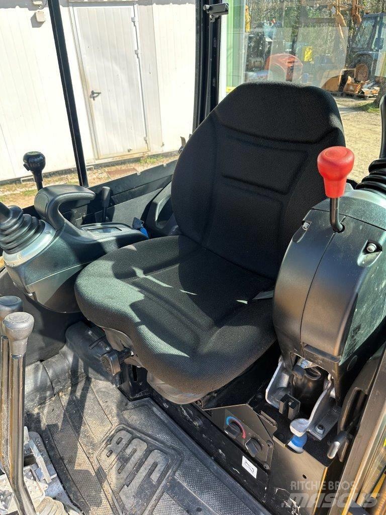 JCB 8025 ZTSL 小型挖掘机