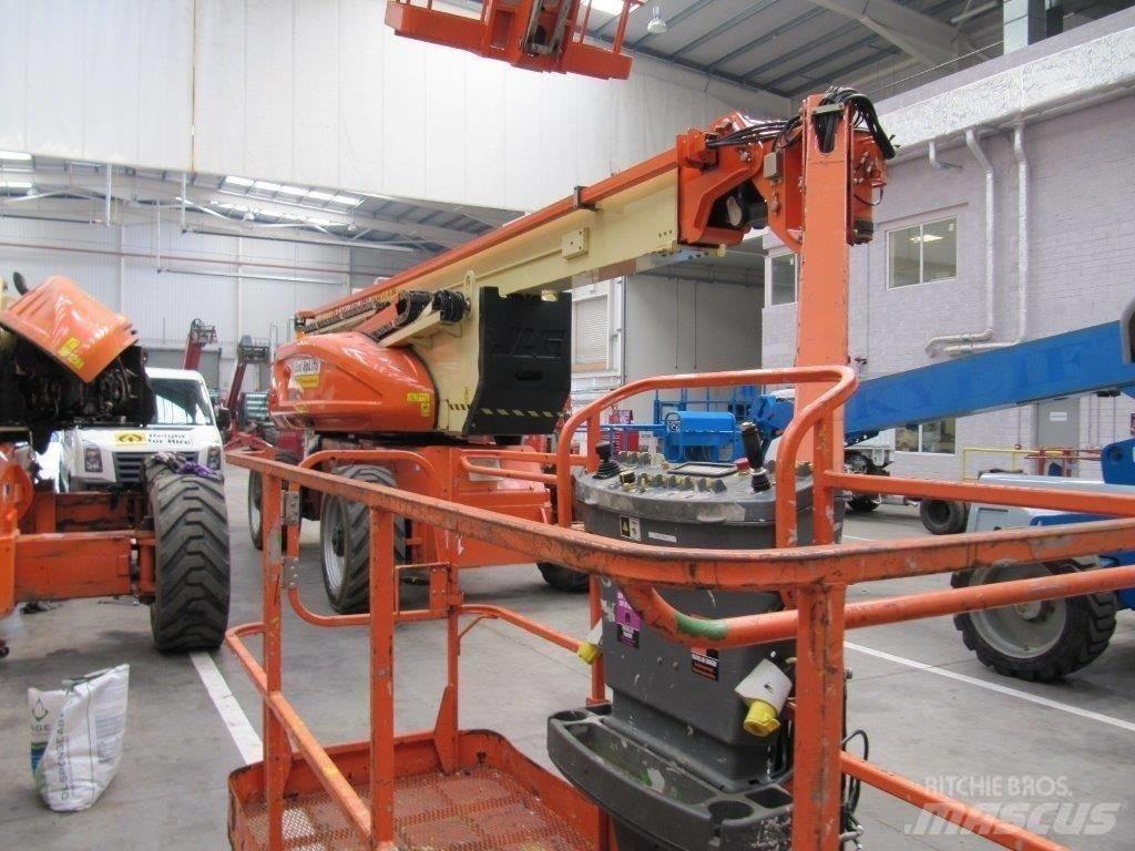 JLG 1250 AJP 曲臂高空工作平台