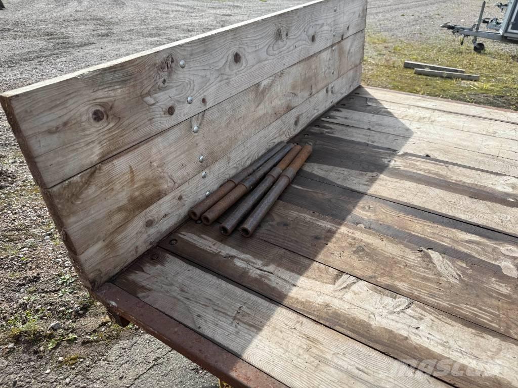  Skogskärra med flak 其他拖车