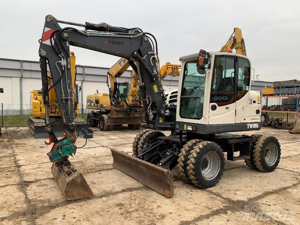 Terex TW 85 轮式挖掘机