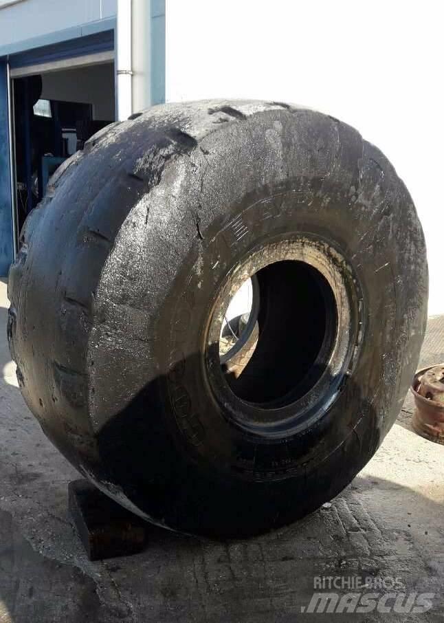 Goodyear 29,5R25 轮胎、车轮和轮圈