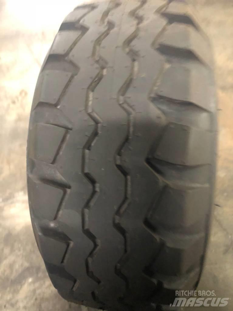  Cheng Shin 18x7-8 轮胎、车轮和轮圈