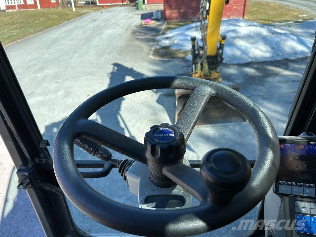 Komatsu PW 148-10 轮式挖掘机