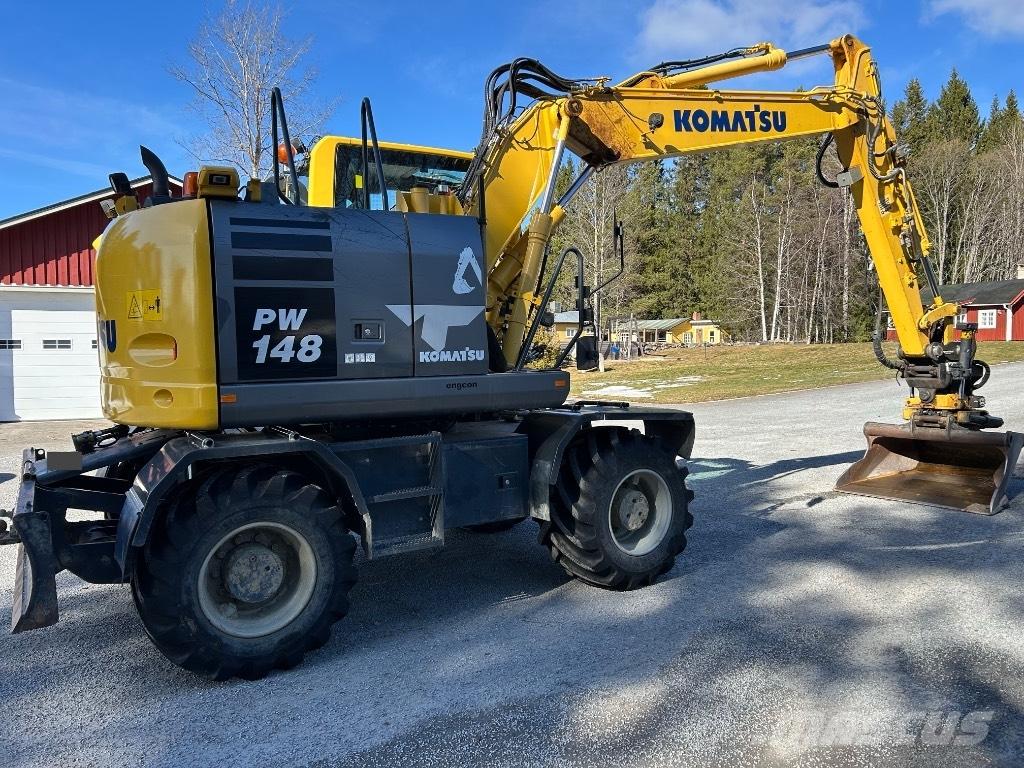 Komatsu PW 148-10 轮式挖掘机