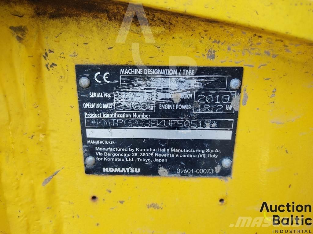 Komatsu PC35MR-5 小型挖掘机