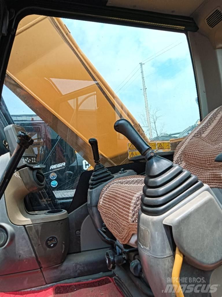 CAT 325 D 履带挖掘机