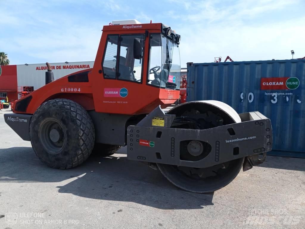 Bomag BW 211 D-4 单轮压路机