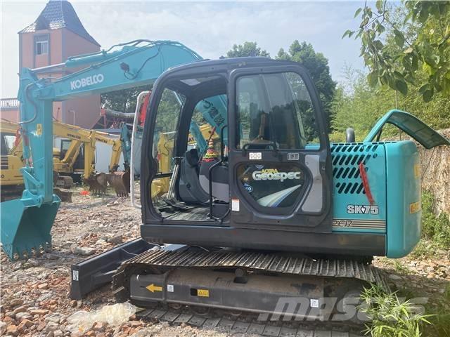 Kobelco SK 75 履带挖掘机