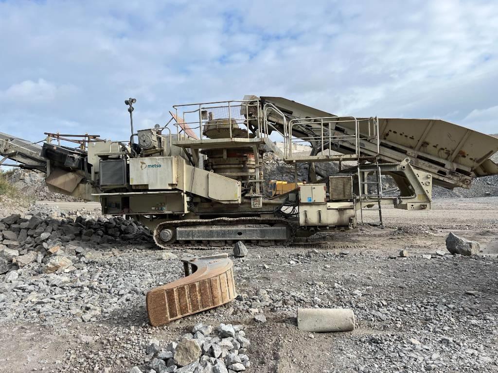 Metso LT300HP 移动式破碎机