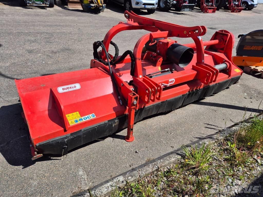 Maschio Bufalo 300 牧场割草机和切顶器