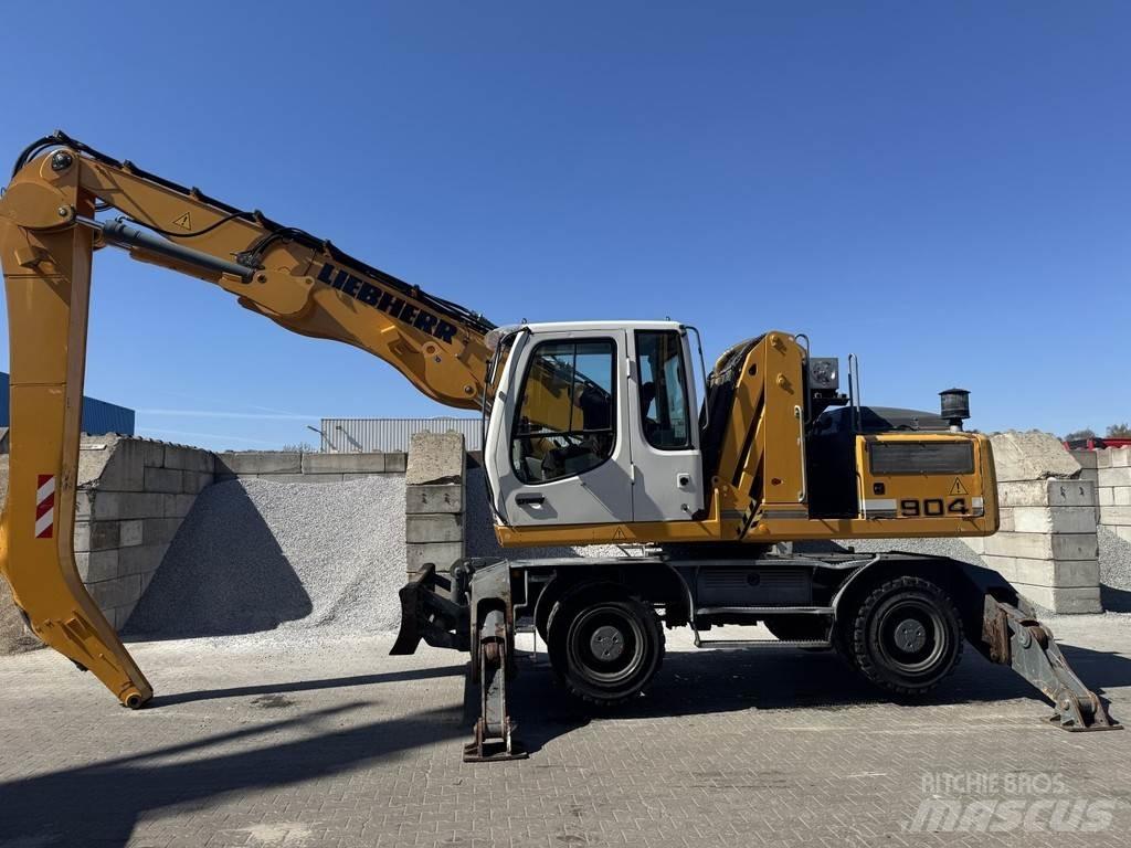Liebherr A 904 C 工业挖掘机