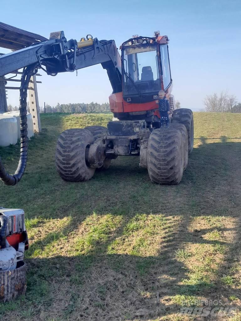 Valmet 941 伐木机