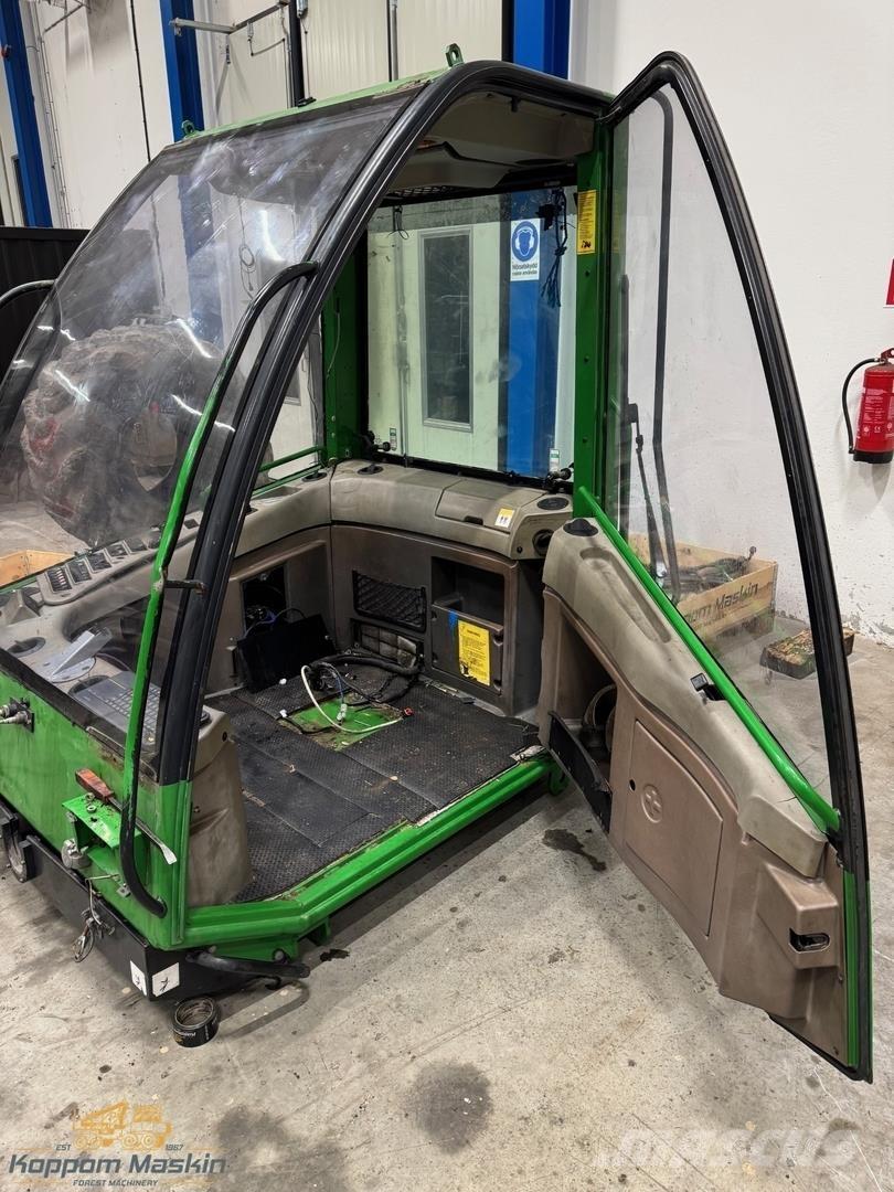 John Deere 1470D 驾驶室与内部